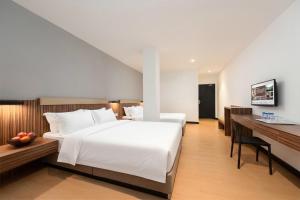 Havona Hotel - Permas Jaya - Self Check-In