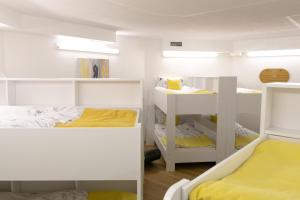 Hostel LR