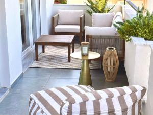 Covea by the Sea Boho Seaside Apartment, 400 m from the Beach