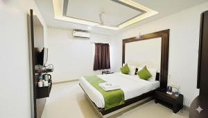 hotel kalash residency
