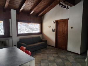 La casa del Bosco - The House by the Woods