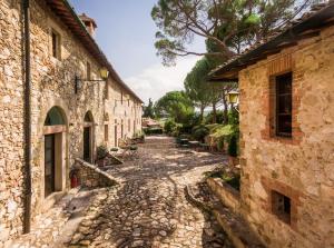 Borgo Il Poggiaccio Residenza Turistico Alberghiera