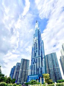 Mondrian SG Suites - Landmark 81 Area, Ice Rink & COD