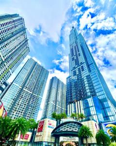 Mondrian SG Suites - Landmark 81 Area, Ice Rink & COD