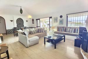 TP Maria Luisa dos Olhos Villa - Piscina Privada e Praia