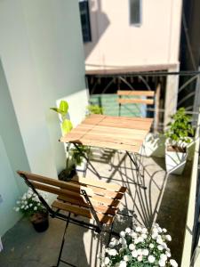 Casa Zo room with balcony and attached bathroom