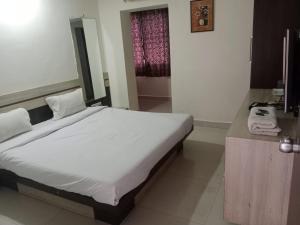 Hotel Paras