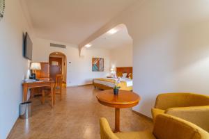 Suites Del Borgo img40