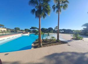 Gaspro23 - Maison 3 chambres dans domaine calme avec piscine à proximité des plus belles plages