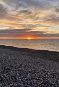 Central Southsea Duplex Apartment 2BR Parking Dogs