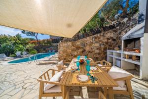 Villa Casa Palmera con Piscina Privada Vistas al Mar y Aire Acondicionado