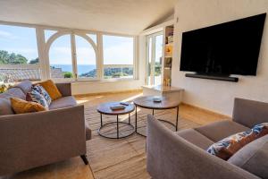 Villa Casa Palmera con Piscina Privada Vistas al Mar y Aire Acondicionado