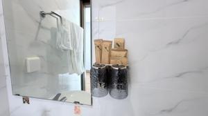 La Paix Homestay Shanghai - Grand World