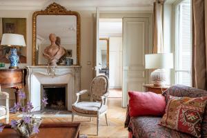 Veeve - Parisian Muse