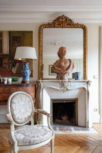 Veeve - Parisian Muse