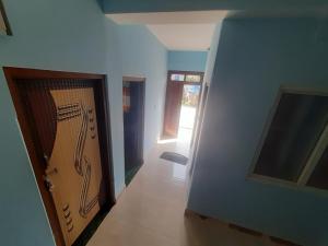Bishal bhojanalaya And Lodge