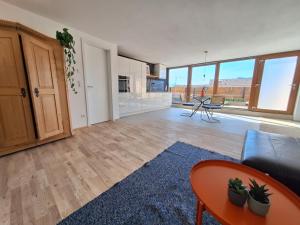 Loft 31 - Modernes Apartment mit Sonnenterasse und Bergblick