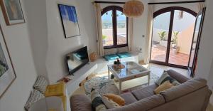 Los Altos Villa 51 - Casa de Ensueño außergewöhnliches und großzügiges Traumhaus mit 3 Schlafzimmern, 3 Bädern und 4 Terrassen mit Panoramaausblick aufs Mittelmeer