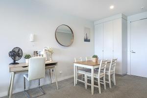 Executive Apartment Near Parliament House