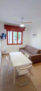 Two-room apartment 150 meters from the sea with umbrella and sunbeds!