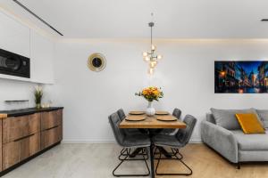 Górka Narodowa Superior Apartment by BookingHost