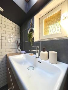 Le Cocon - Jacuzzi - Proche centre-ville de Lyon