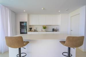 Amazing 3 bedroom with seaviews in Higueron
