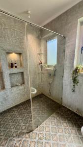 Stylish 6BHK Villa w Pvt Pool and Garden