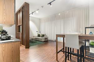 FIRST CLASS Studio Luxury Comfort Awaits