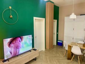 Apartment 4