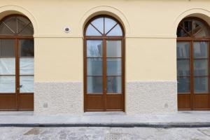 GuestHost - Santa Maria Novella Lovely Flat - Ground Floor