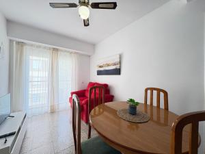 Sea view apartment Postiguet