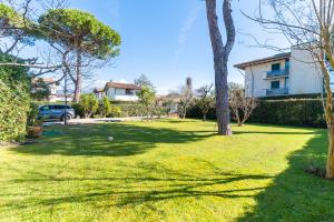 Quiet Villa Oasis, Garden and Italian Charm