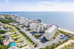 Dreamy Oceanfront Views Direct Beach & Pool Access