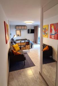 Modern ocean view studio in central area