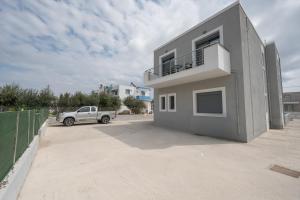 Ocean Breeze Residence