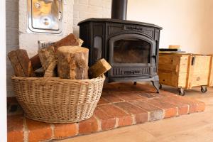 Domek Las Chill Us - w otoczeniu lasu i natury, przyjazny czworonogom