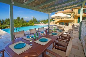 Villa Emelisse by Villa Plus