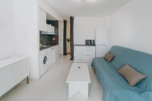 WELCS APARTAMENTO 336 EMP frente al canal