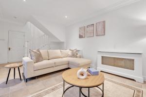 The Knightsbridge Suites