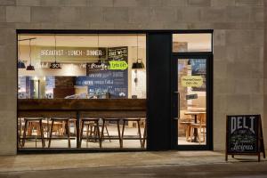 hub London - Tower Bridge