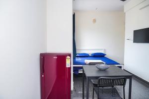 Cozy 1Rk 2km From Hosa Road Metro 403