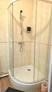 Le Repaire - Hyper centre, 3 ch, balcon et parking