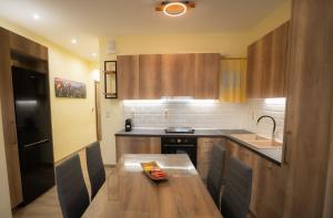 Jennys Central Essence Meteora