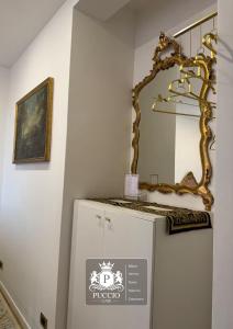 Juliets Boat in City Center - 4