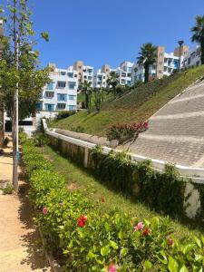 Logement avec Vue sur mer - 2 piscines - 2 chambres - 1 Grand salon
