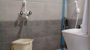 Cozy 1Rk 2km From Hosa Road Metro with lift 407