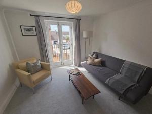 Beautiful City Centre Townhouse with parking