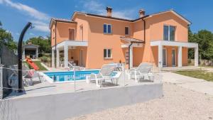 Villa Paola by Villas Guide