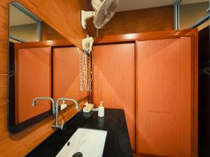 BBQ,Canoe,KTV, Up to 15 Pax, Entire Villa